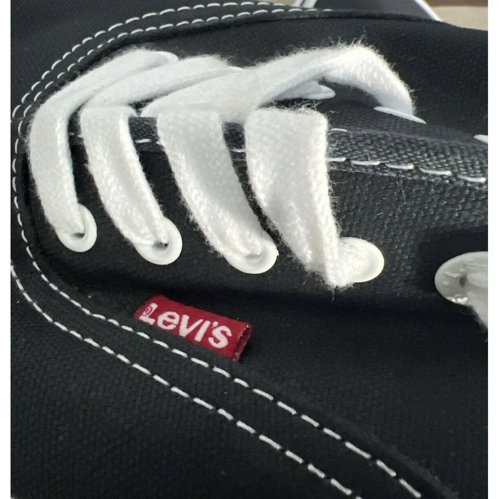 Levi's 11 Boat Blue Canvas Lace Sneakers Comfort Loafers Preppy Coastal Casual